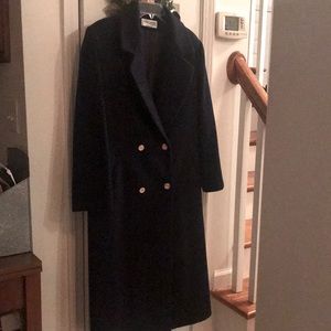 NWOT- Beautiful Forecaster Of Boston 100% wool Navy Dbl Breasted Coat sz 8